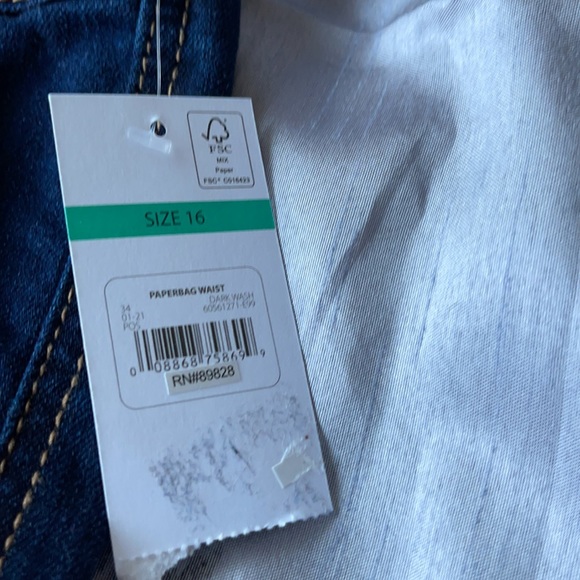 Pants - Picture 9 of 10